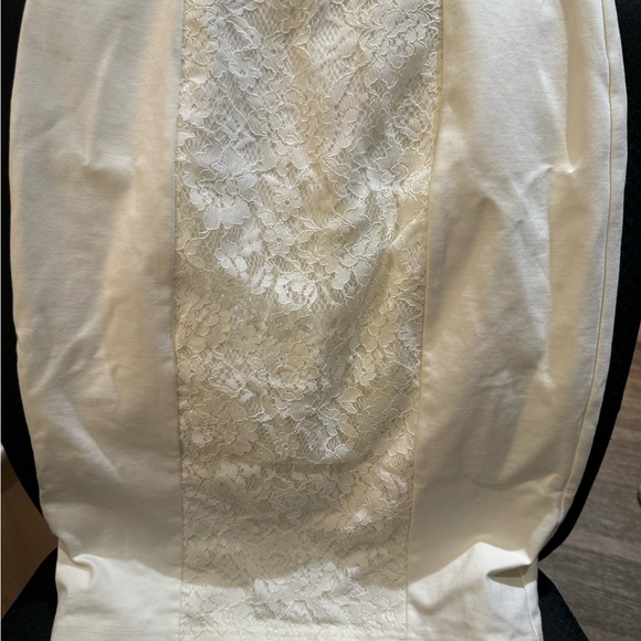 NWOT EVER NEW Melbourne Cross-Neck Bandage Mini Dress with Lace Detailing - Picture 10 of 15